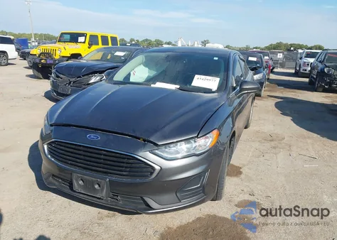 2020 Ford Fusion S из США, поврежденный, VIN 3FA6P0G73LR125738